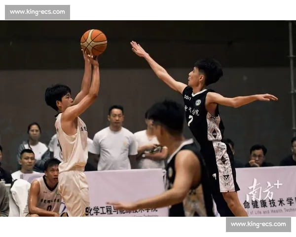 篮球赛事手机版全面升级 打造沉浸式比赛体验和实时数据分析